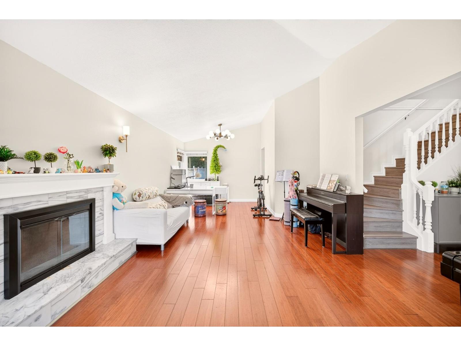 8960 157 Street, Surrey, British Columbia  V4N 2Y5 - Photo 4 - R3138708