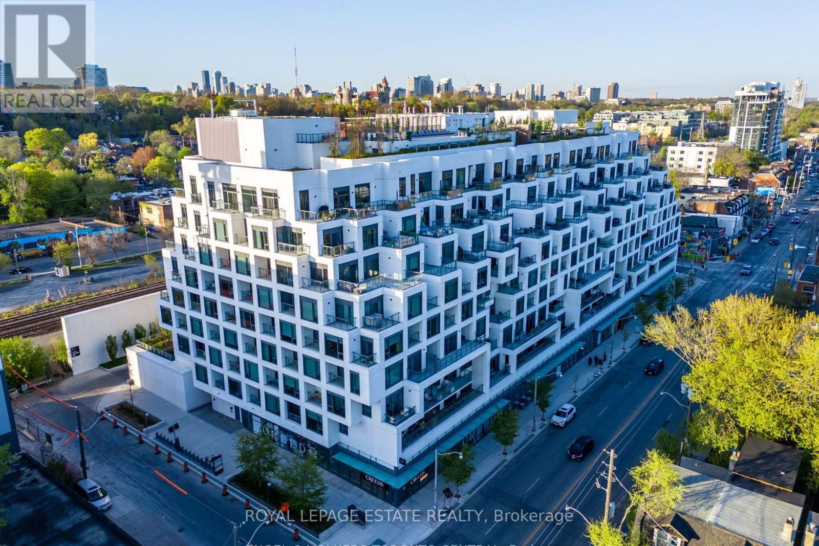 326 - 280 HOWLAND AVENUE, Toronto, Ontario