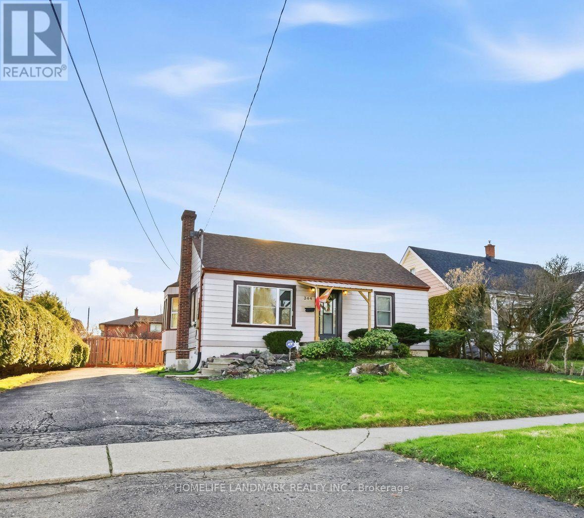 MAIN FLOOR/UPPER LEVEL - 344 NIPIGON STREET, Oshawa, Ontario