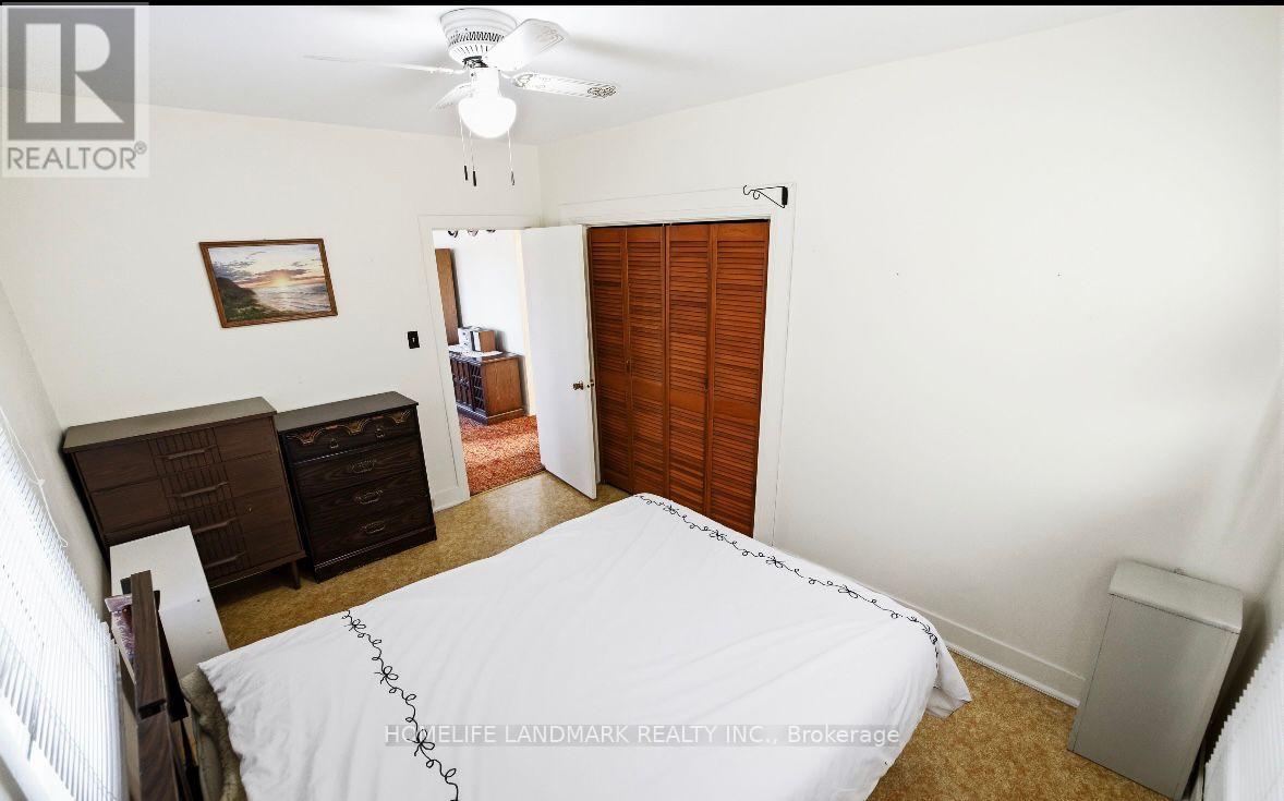 Main Floor/upper Level - 344 Nipigon Street, Oshawa, Ontario  L1J 4N9 - Photo 11 - E13477314