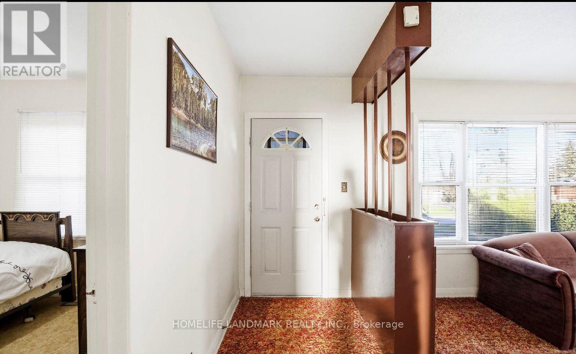 Main Floor/upper Level - 344 Nipigon Street, Oshawa, Ontario  L1J 4N9 - Photo 18 - E13477314