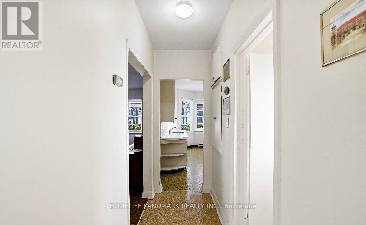 Main Floor/upper Level - 344 Nipigon Street, Oshawa, Ontario  L1J 4N9 - Photo 6 - E13477314