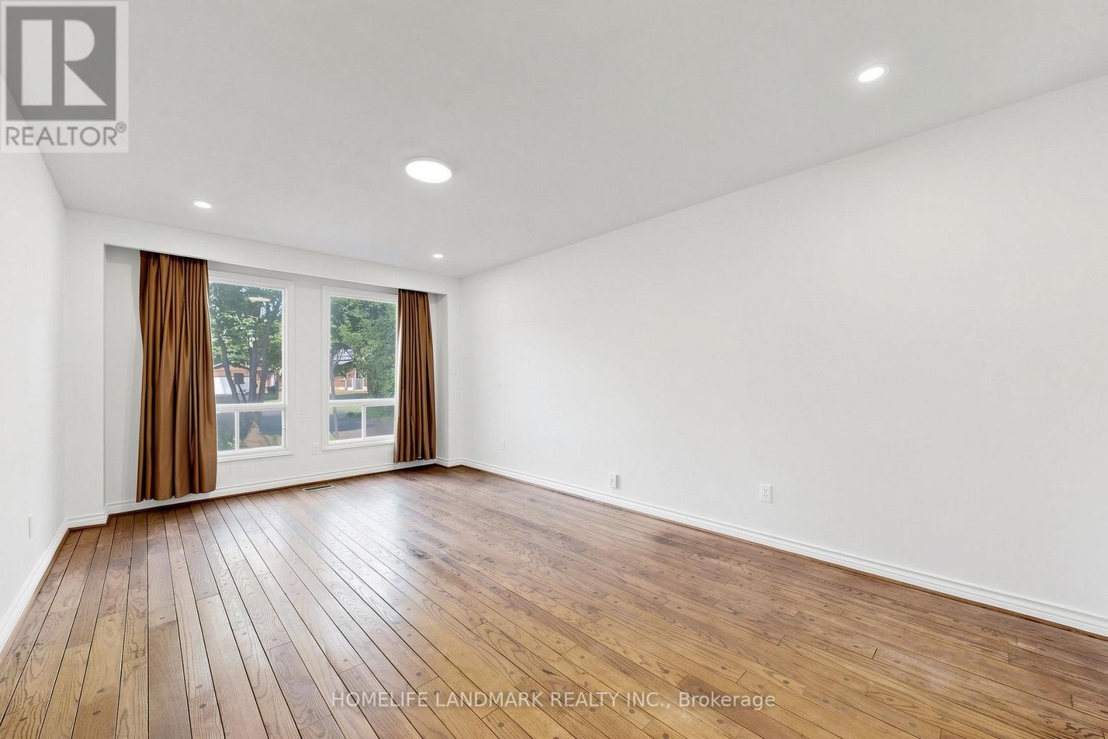 23 Dorian Place, Vaughan, Ontario L4J 2M3 - Photo 2 - N13477322