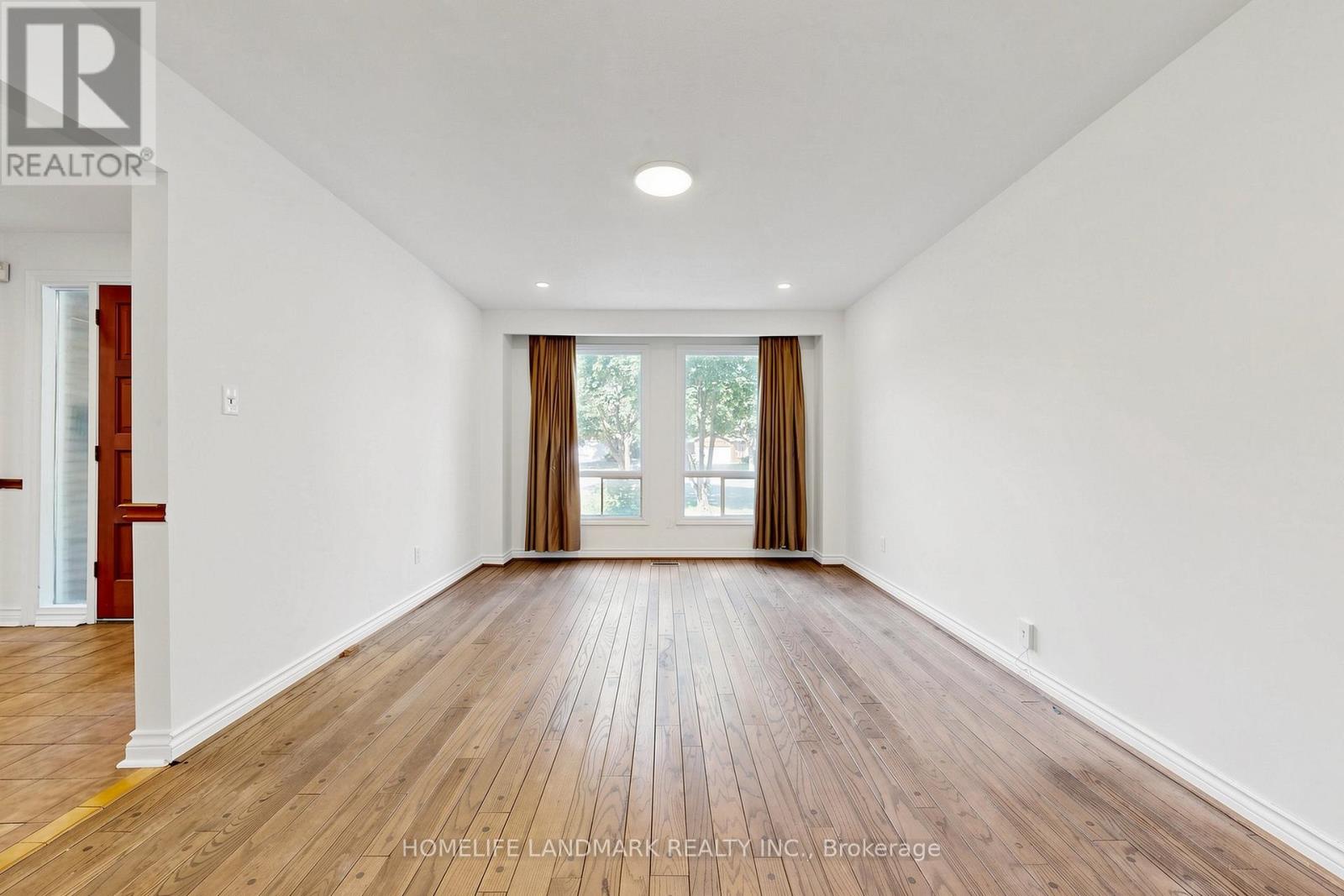 23 Dorian Place, Vaughan, Ontario L4J 2M3 - Photo 4 - N13477322