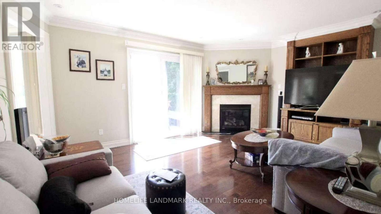 Main - 54 Castleridge Drive, Richmond Hill, Ontario  L4B 1R3 - Photo 9 - N13477340