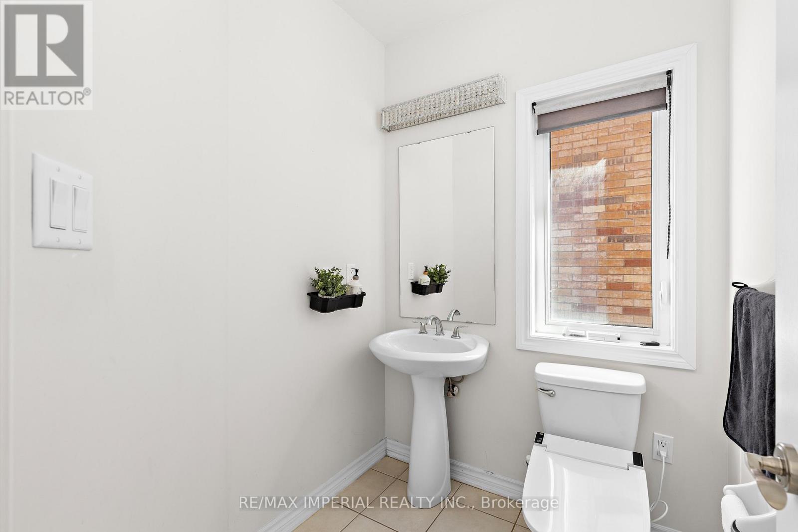 2462 Kwinter Road, Oakville, Ontario  L6M 0K6 - Photo 21 - W13477316