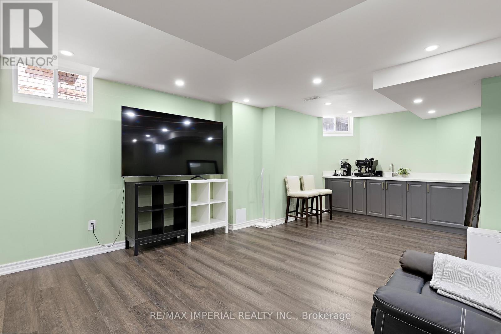 2462 Kwinter Road, Oakville, Ontario  L6M 0K6 - Photo 35 - W13477316