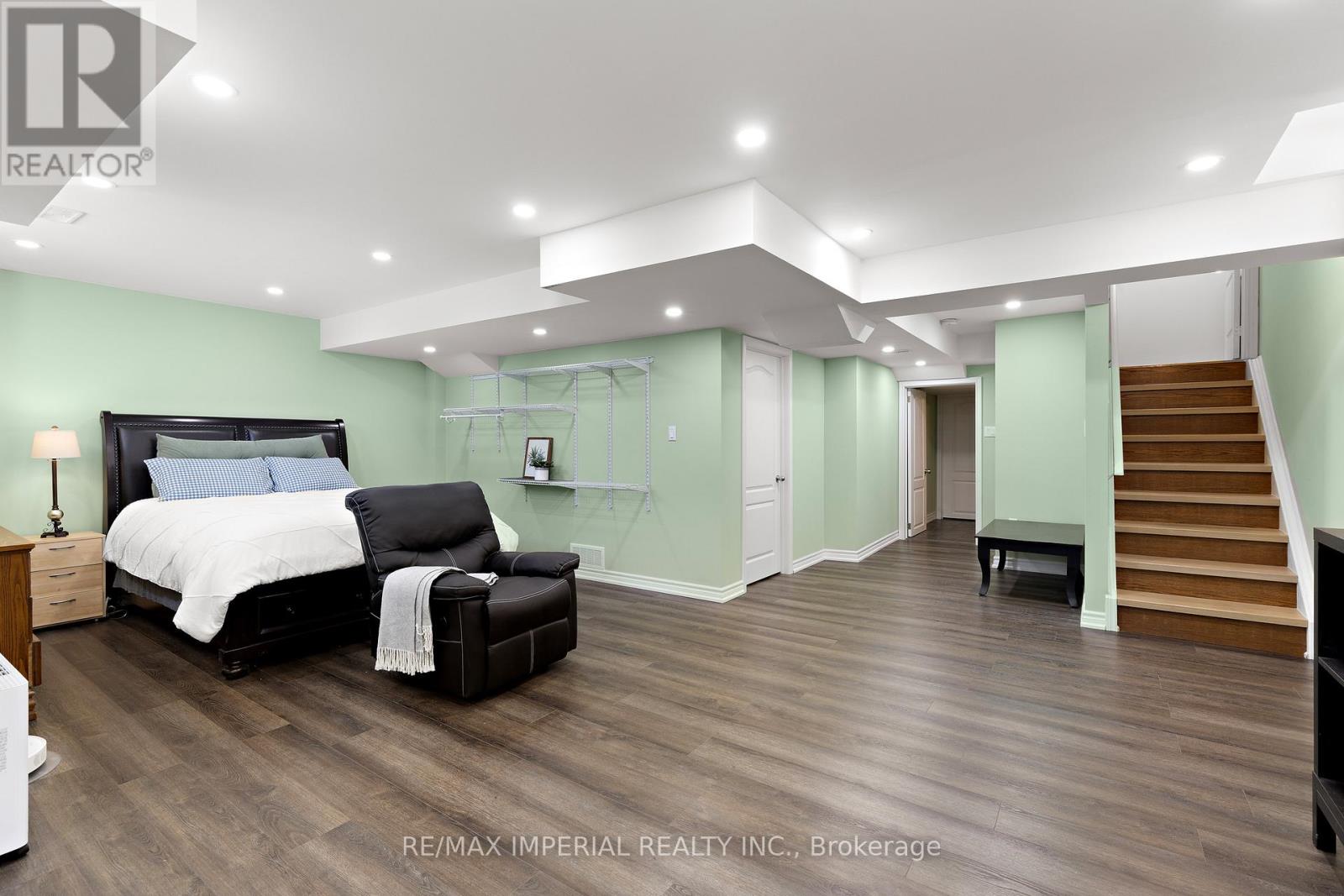 2462 Kwinter Road, Oakville, Ontario  L6M 0K6 - Photo 36 - W13477316