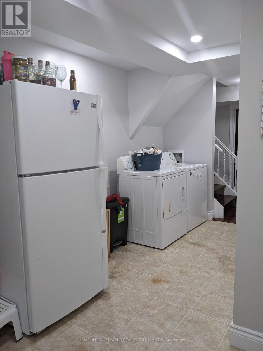 2 Hoddle Crescent, Kitchener, Ontario  N2N 2N2 - Photo 5 - X13477306