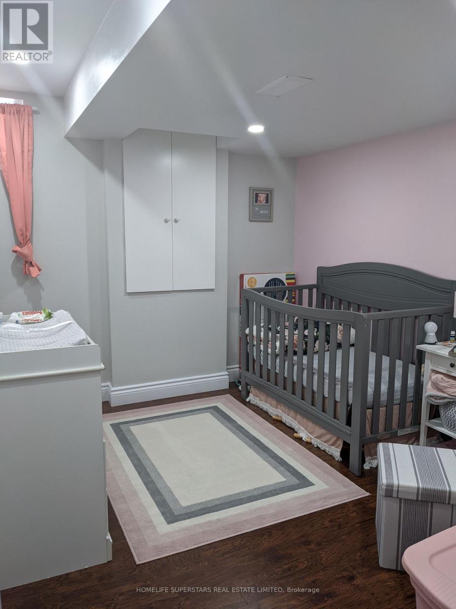 2 Hoddle Crescent, Kitchener, Ontario  N2N 2N2 - Photo 7 - X13477306