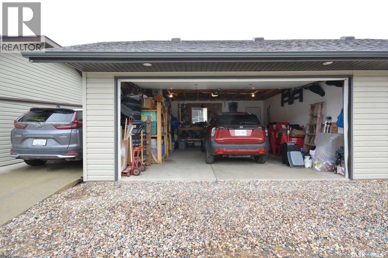 1018 Willowgrove Crescent, Saskatoon, Saskatchewan  S7W 0H7 - Photo 10 - SK039941