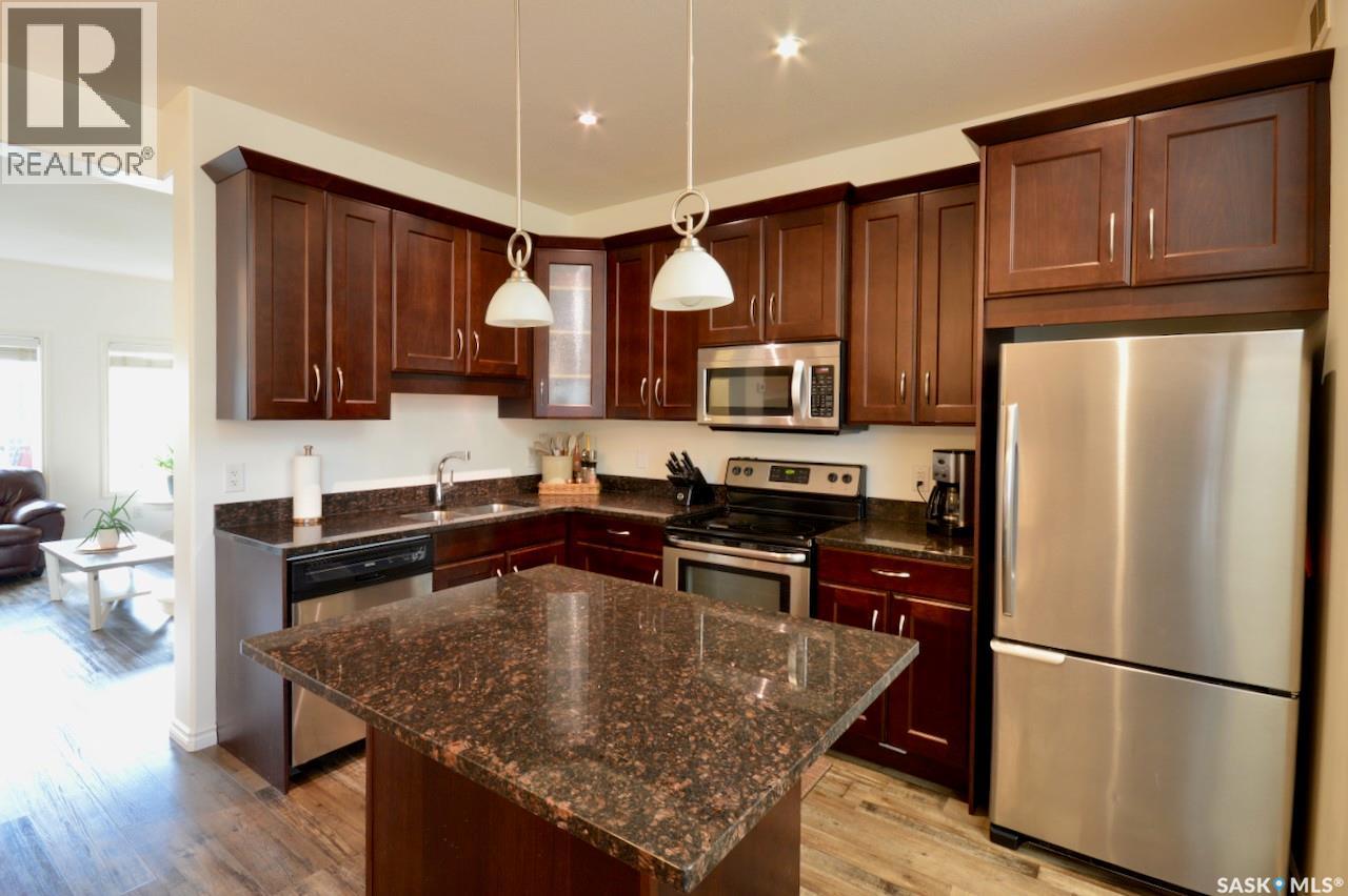 1018 Willowgrove Crescent, Saskatoon, Saskatchewan  S7W 0H7 - Photo 25 - SK039941