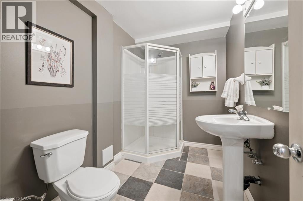 702 Activa Avenue, Kitchener, Ontario  N2E 4E1 - Photo 28 - 40841771