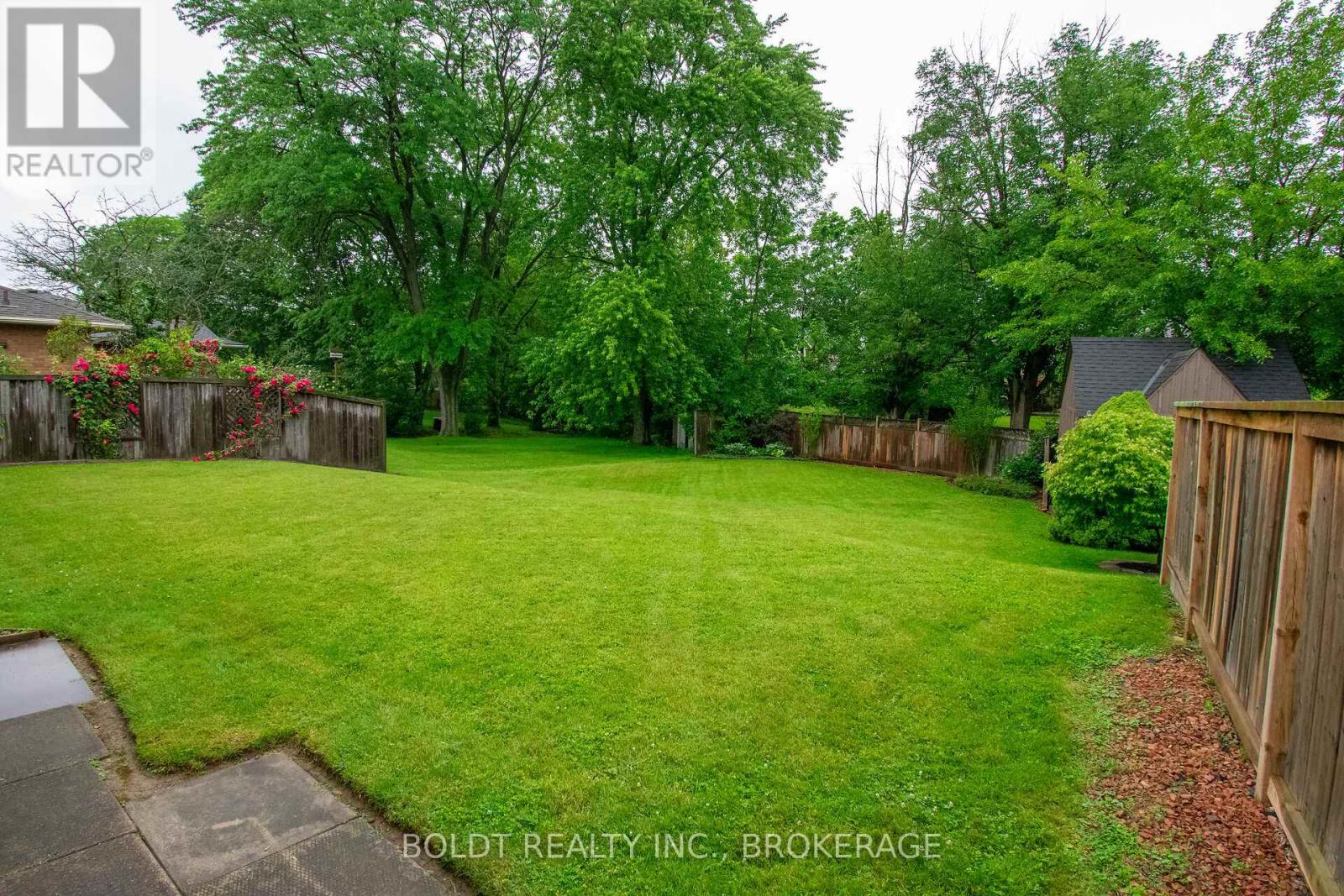 25 Elm Ridge Drive, St. Catharines, Ontario  L2T 2A7 - Photo 28 - X13477468