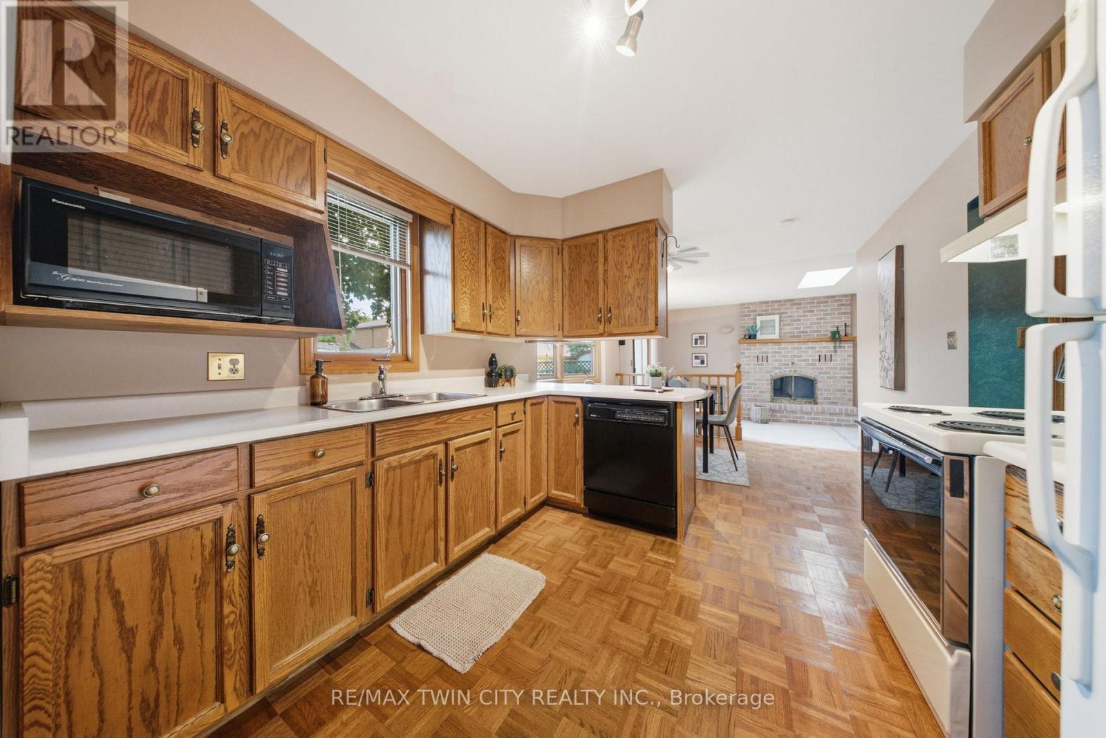 22 Colonial Crescent, Brantford, Ontario  N3R 7M7 - Photo 13 - X13477176