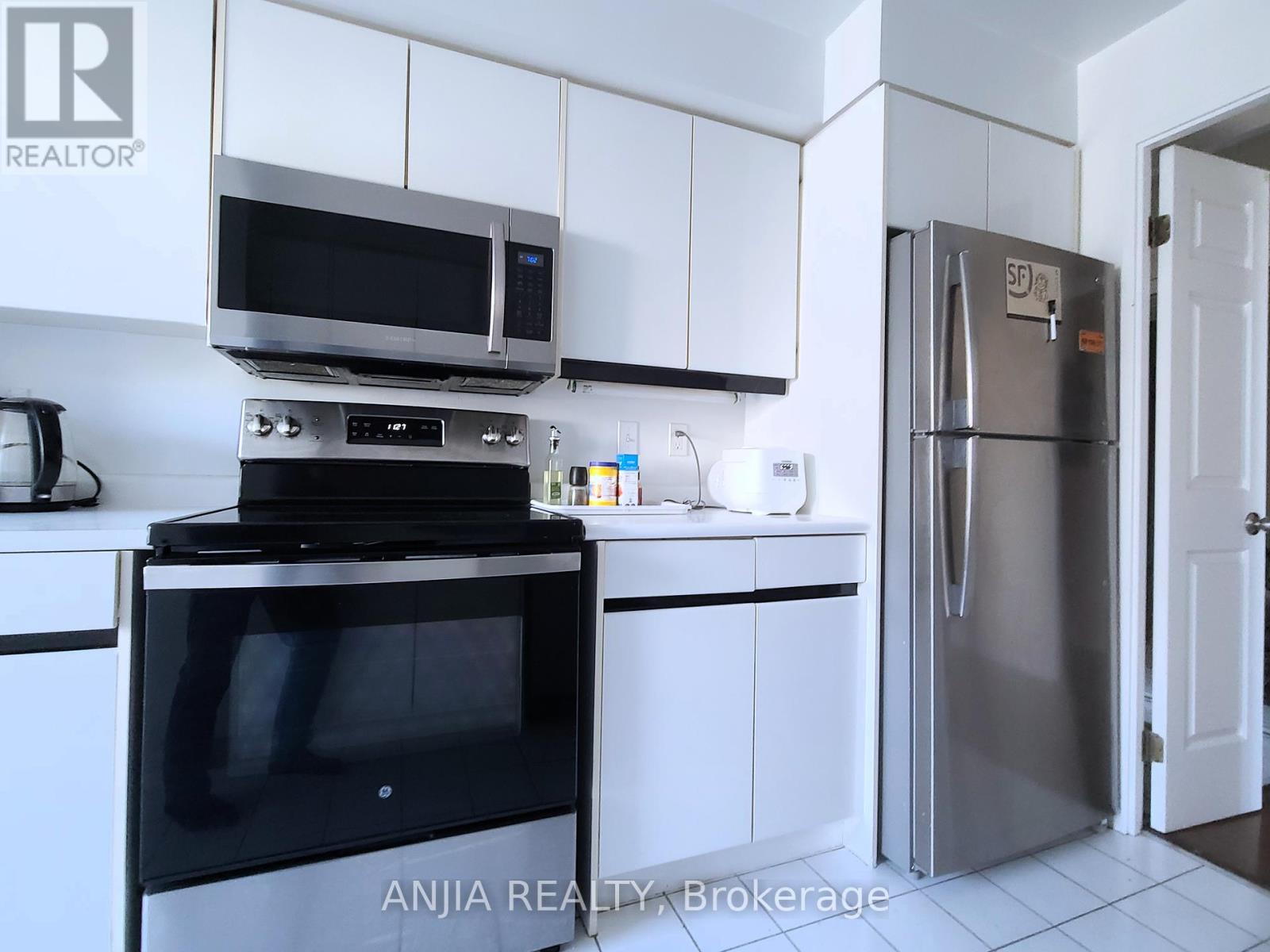 1805 - 7 Carlton Street, Toronto, Ontario  M5B 2M3 - Photo 13 - C13477378