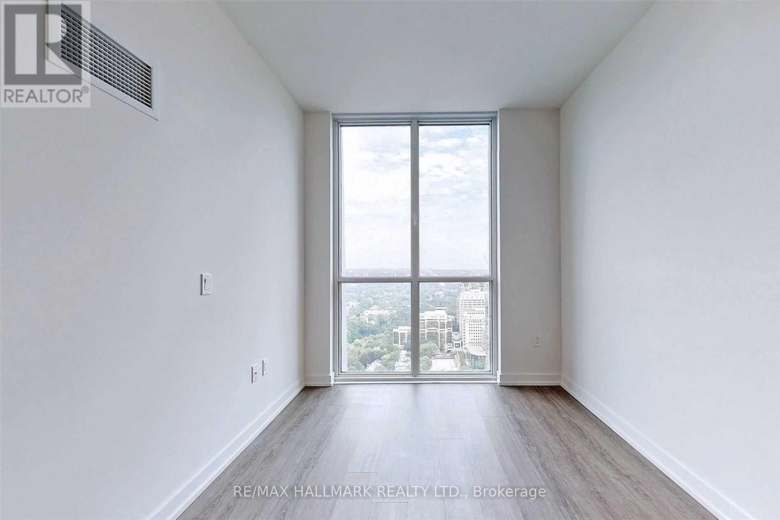 2411 - 1 Yorkville Avenue, Toronto, Ontario  M4W 1L1 - Photo 3 - C13477458