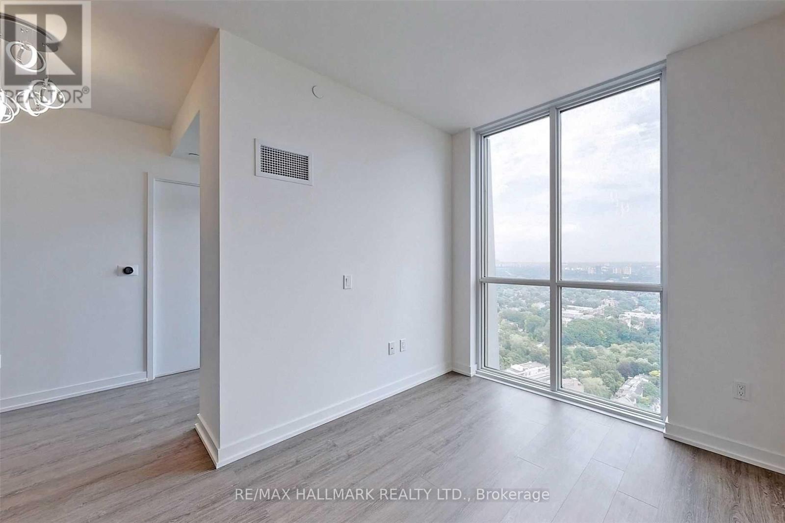 2411 - 1 Yorkville Avenue, Toronto, Ontario  M4W 1L1 - Photo 4 - C13477458