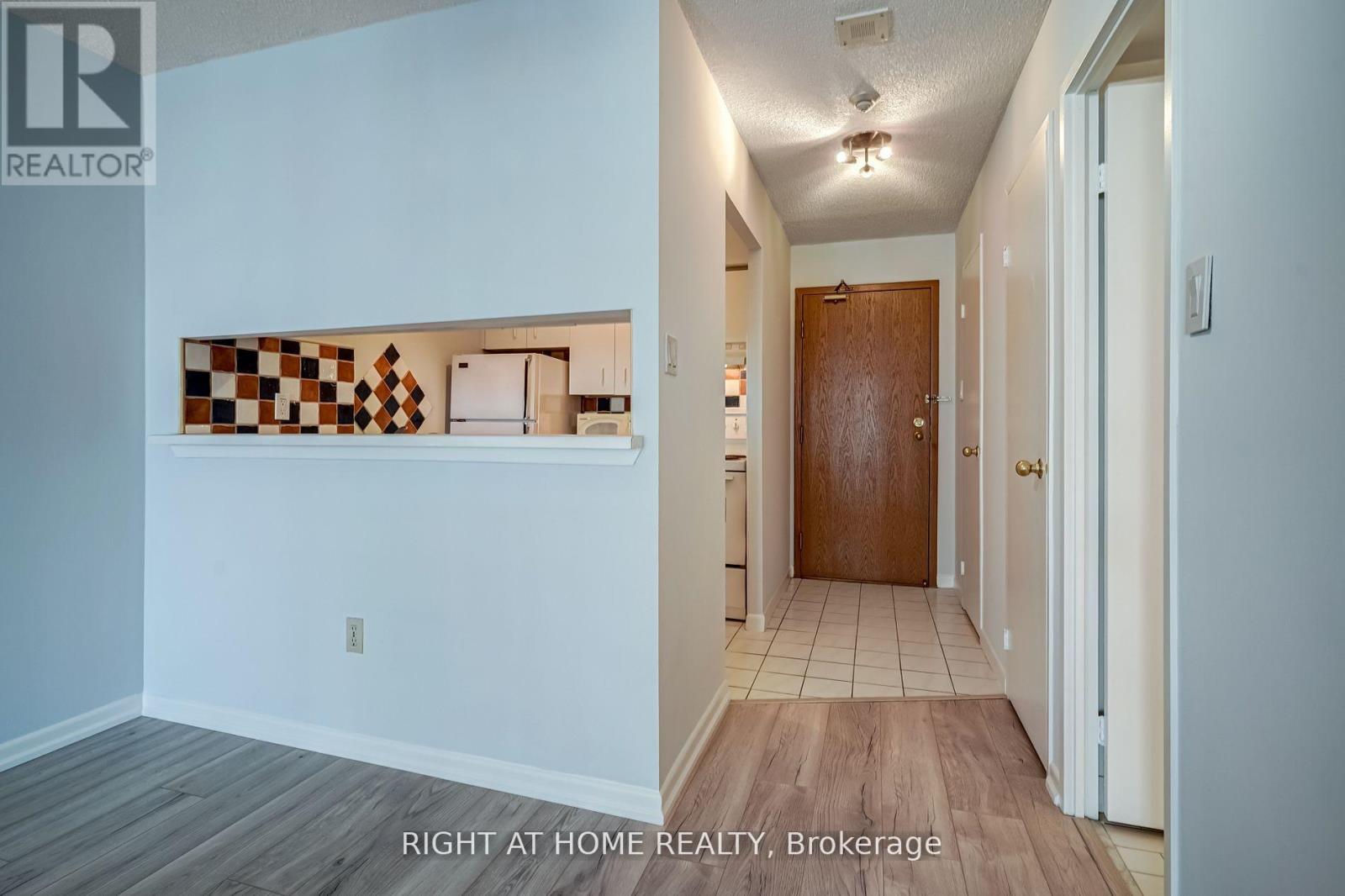 2702 - 44 St Joseph Street, Toronto, Ontario  M4Y 2W4 - Photo 5 - C13477460