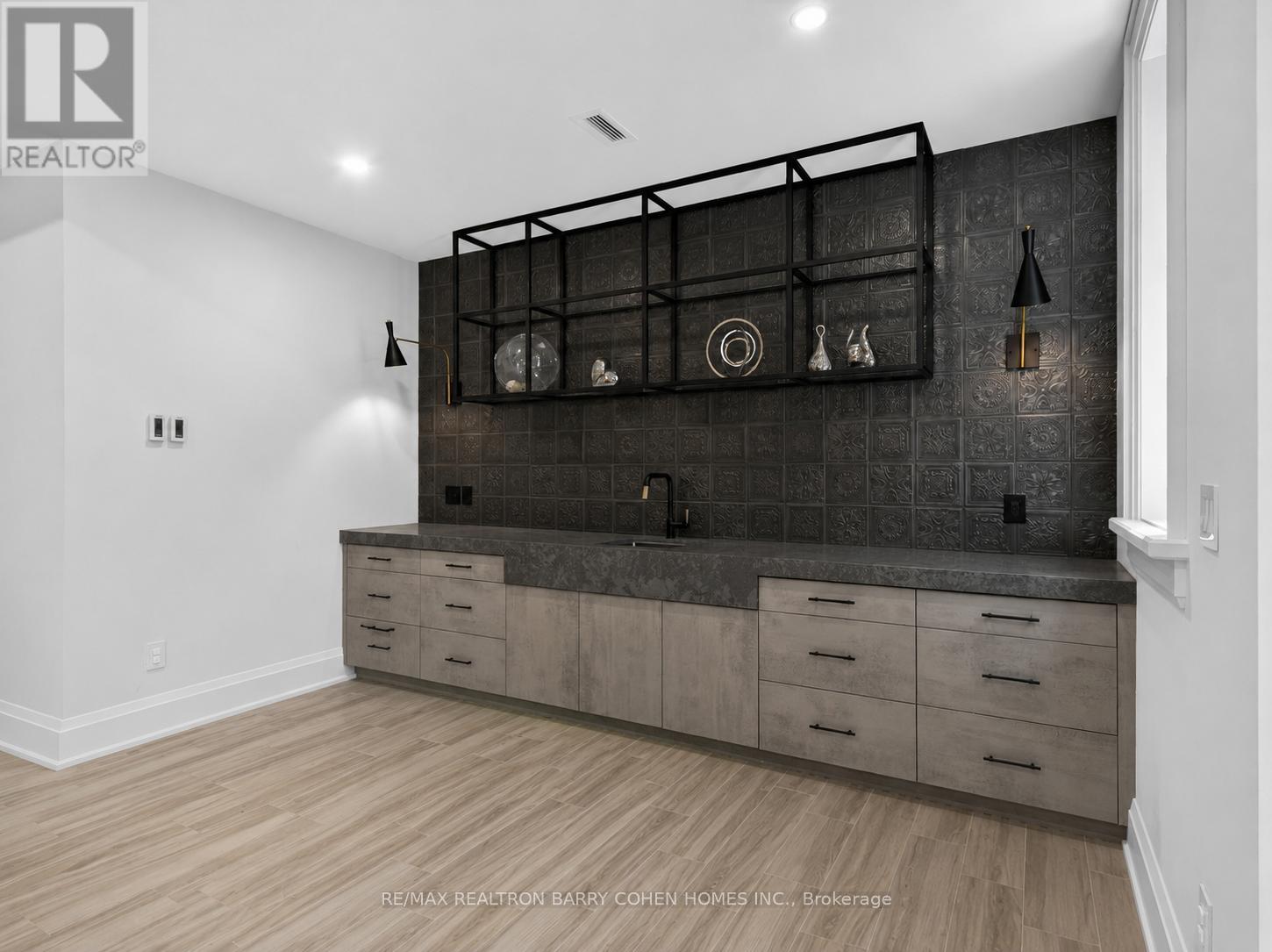 201 Hillhurst Boulevard, Toronto, Ontario  M5N 1P3 - Photo 38 - C13477462