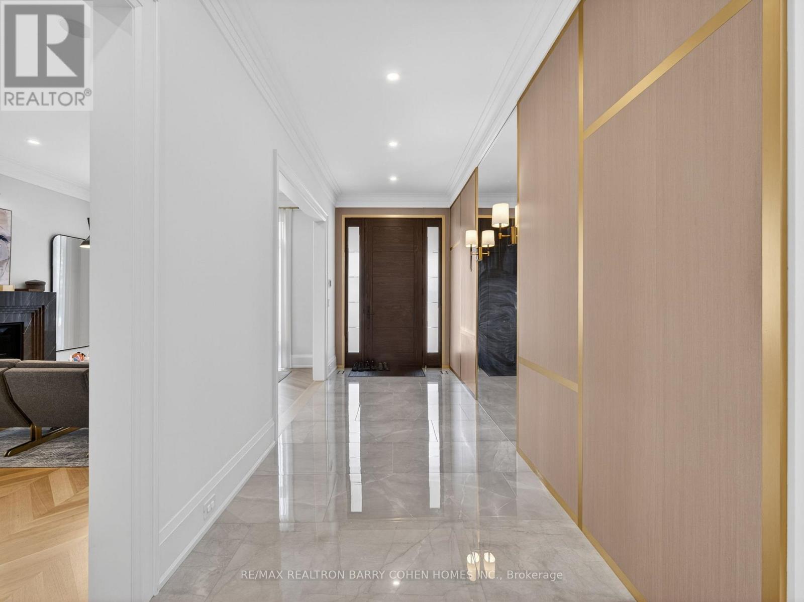 201 Hillhurst Boulevard, Toronto, Ontario  M5N 1P3 - Photo 4 - C13477462