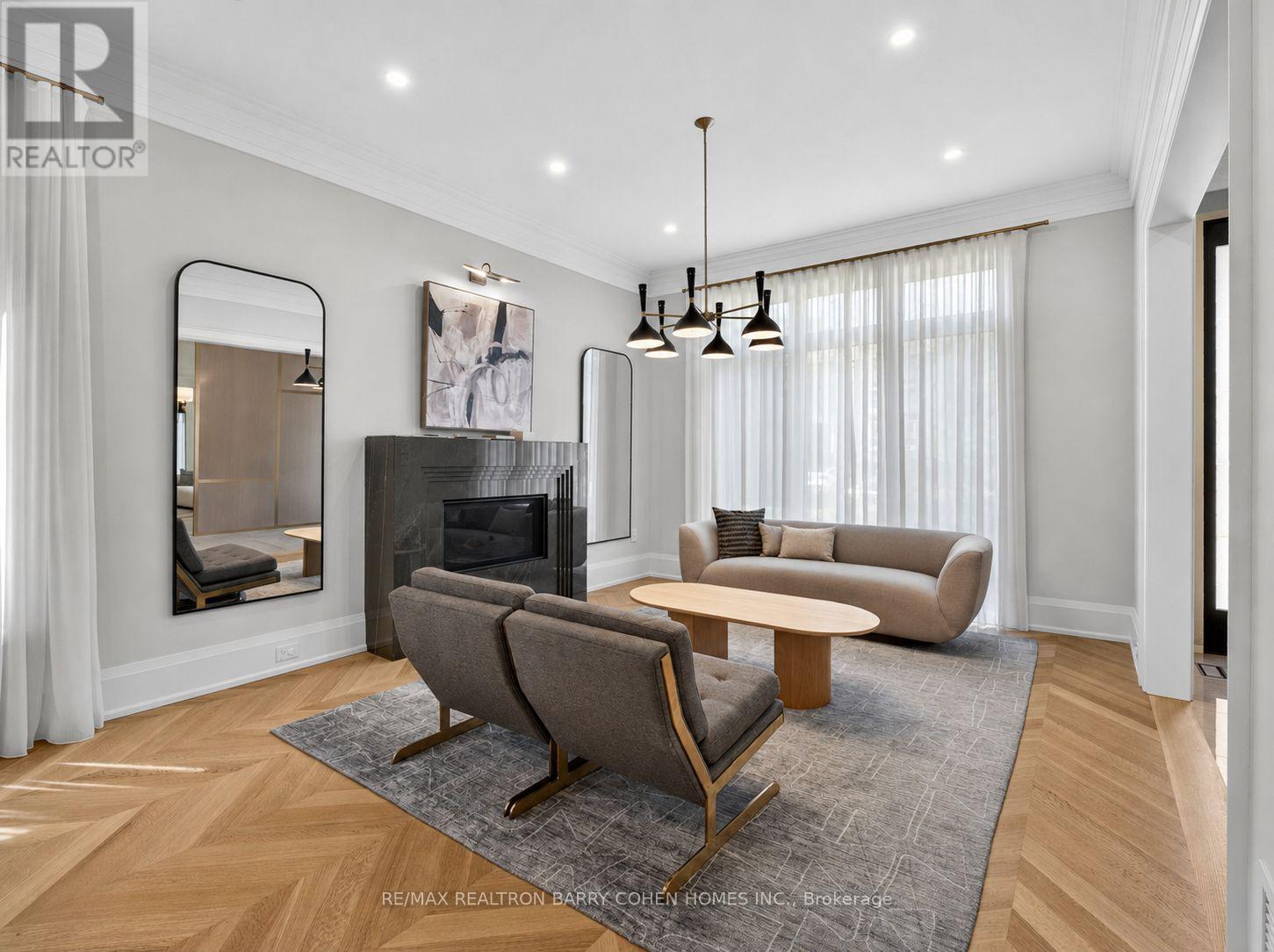 201 Hillhurst Boulevard, Toronto, Ontario  M5N 1P3 - Photo 7 - C13477462