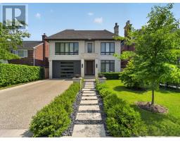 201 HILLHURST BOULEVARD, Toronto, Ontario