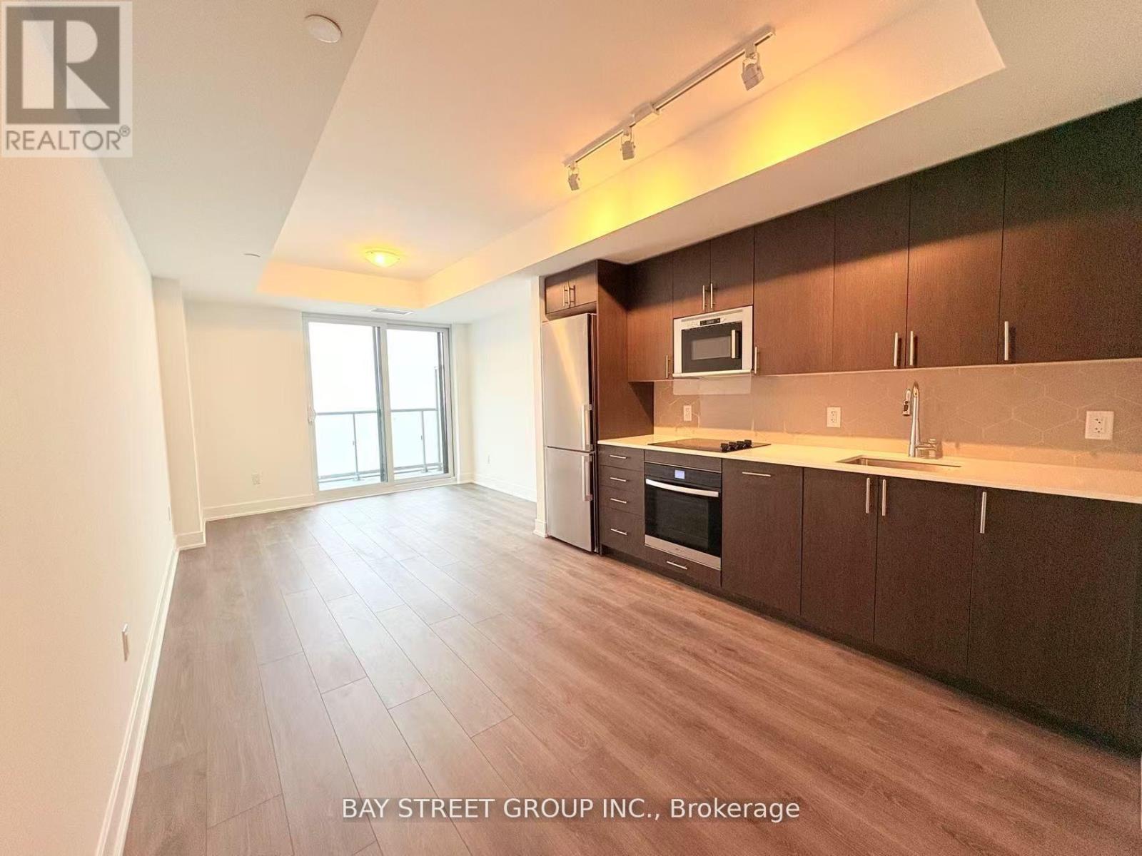 1720 - 2545 SIMCOE STREET E, Oshawa, Ontario