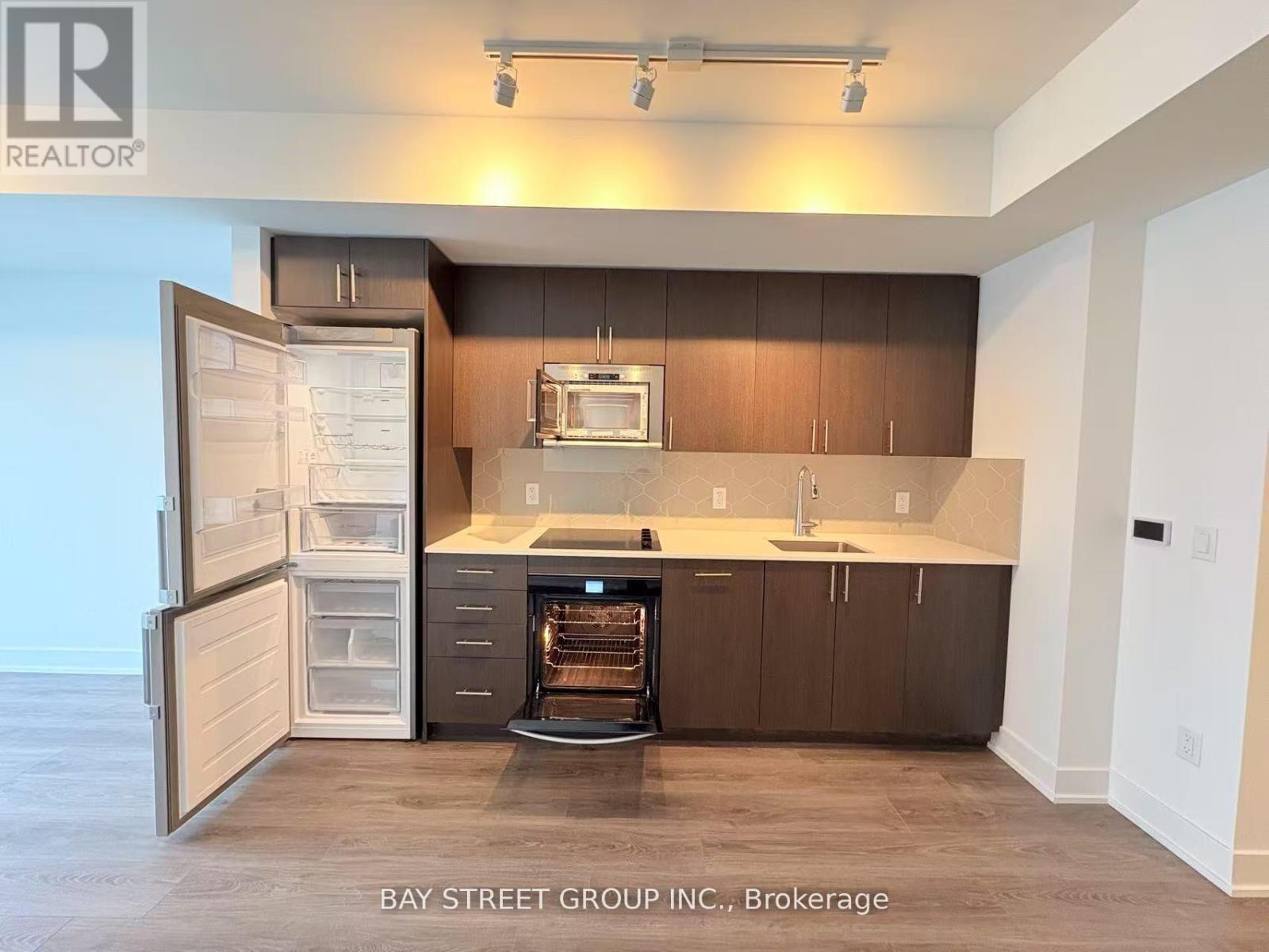1720 - 2545 Simcoe Street E, Oshawa, Ontario  L1H 7K4 - Photo 8 - E13477388