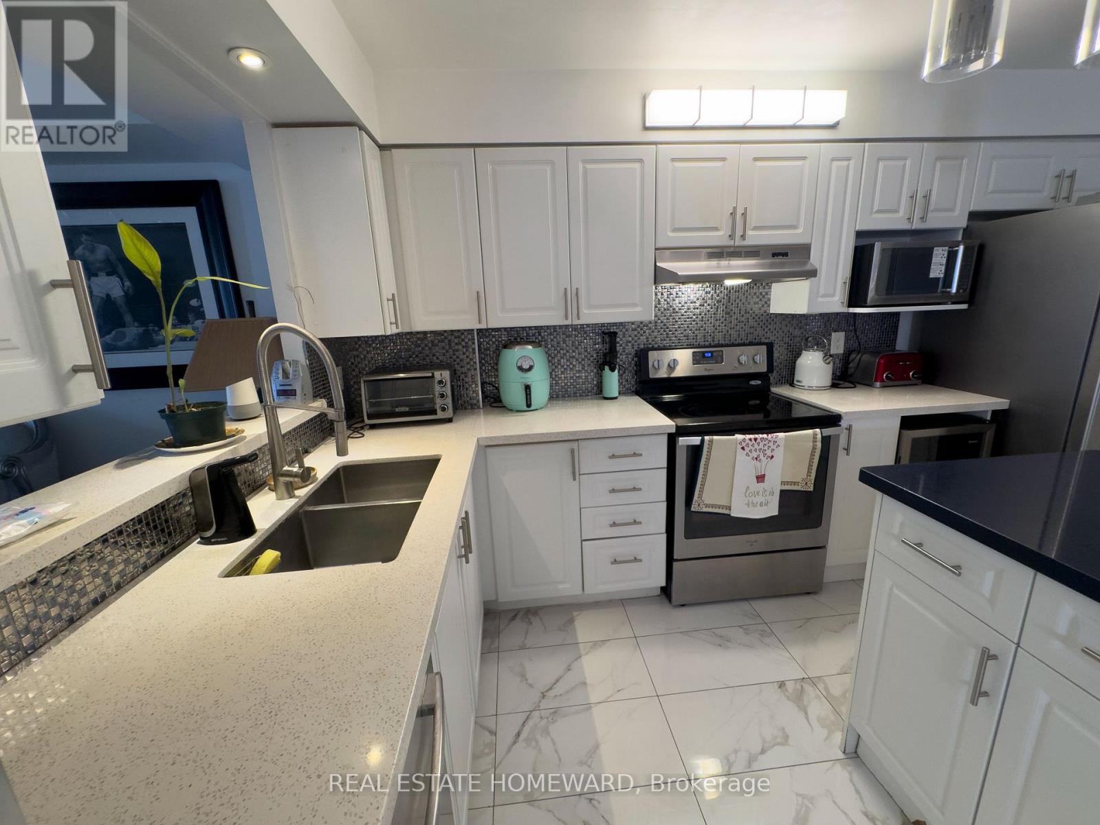 708 - 4727 Sheppard Avenue E, Toronto, Ontario  M1S 5B3 - Photo 2 - E13477418