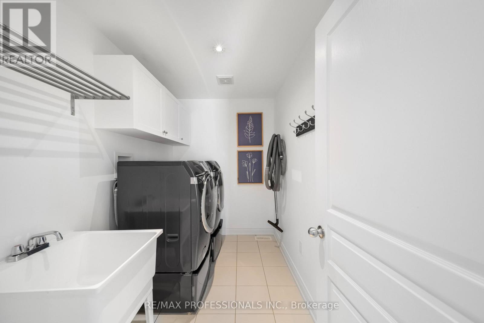 11 Pelham Drive, Vaughan, Ontario  L4H 3Z5 - Photo 32 - N13477348