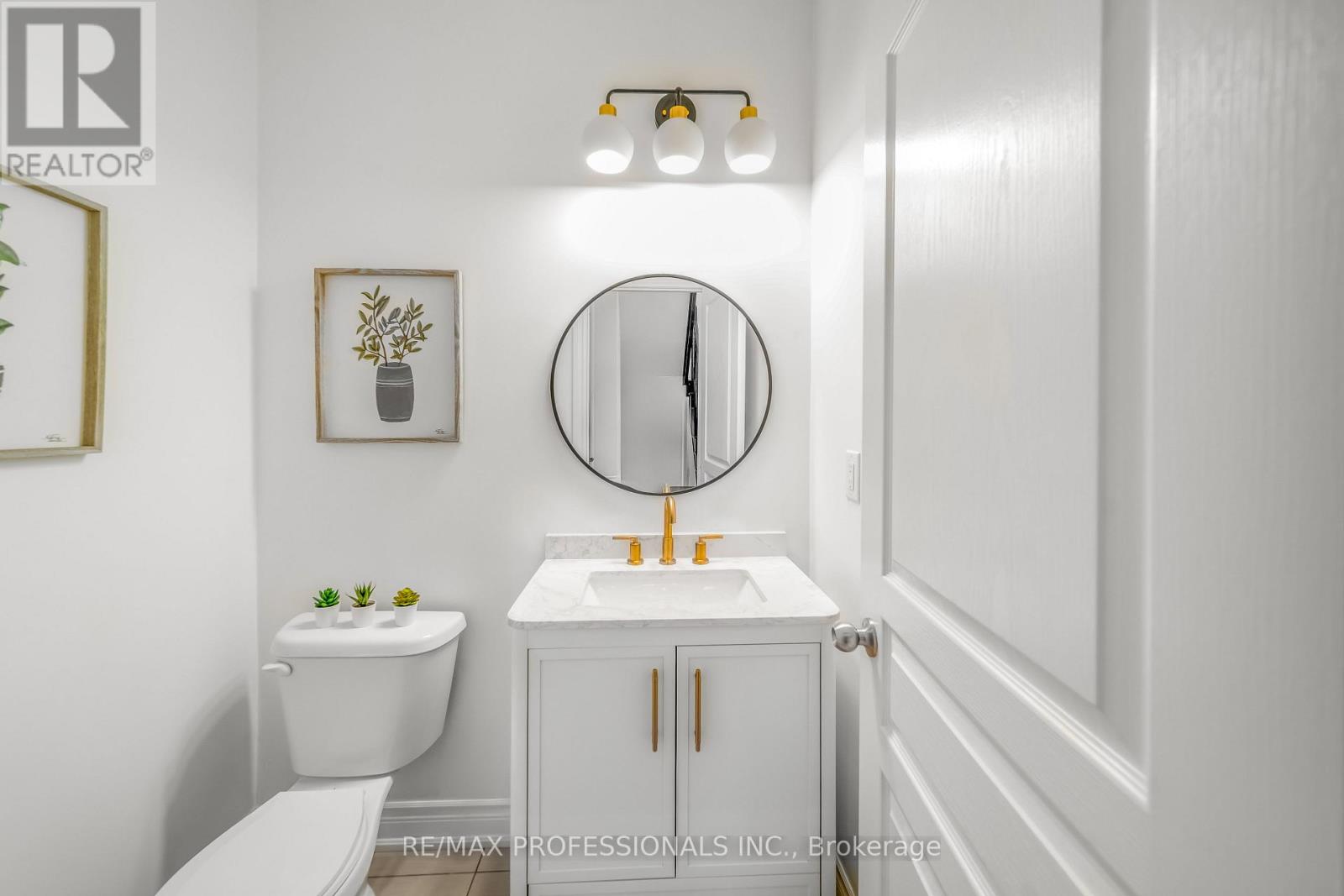 11 Pelham Drive, Vaughan, Ontario  L4H 3Z5 - Photo 7 - N13477348
