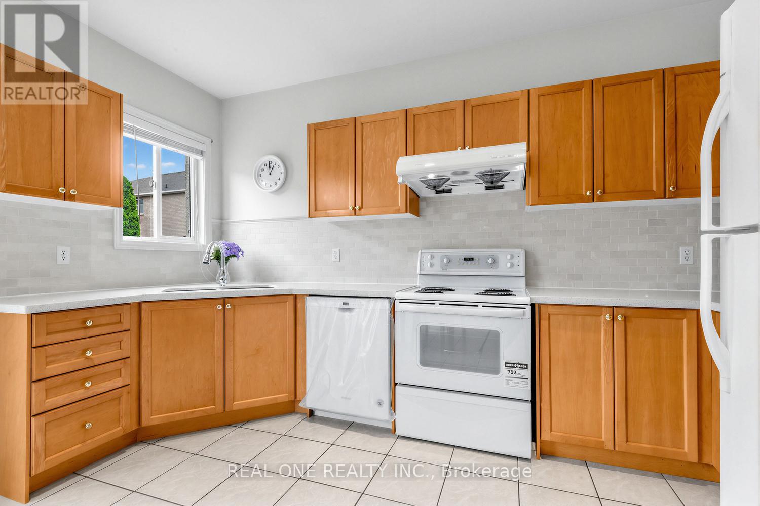 157 Forecastle Road, Vaughan, Ontario  L4K 5H7 - Photo 10 - N13477350