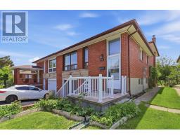 94 MUIRHEAD ROAD, Toronto, Ontario
