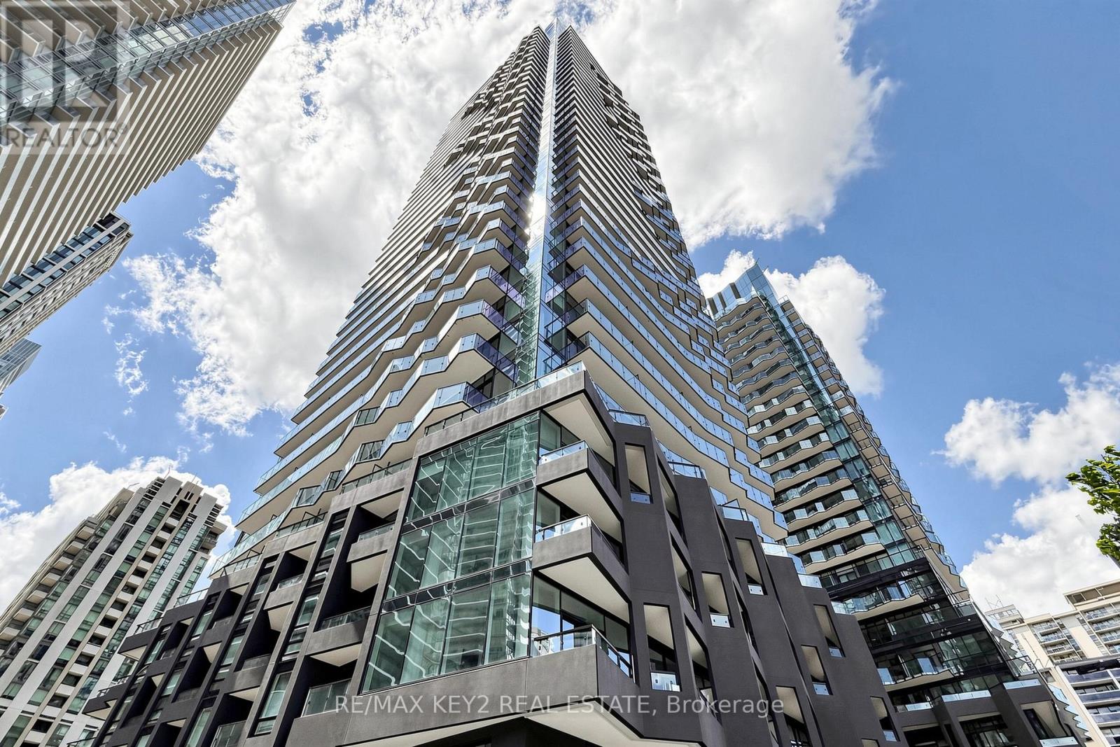 2910 - 110 BROADWAY AVENUE, Toronto, Ontario