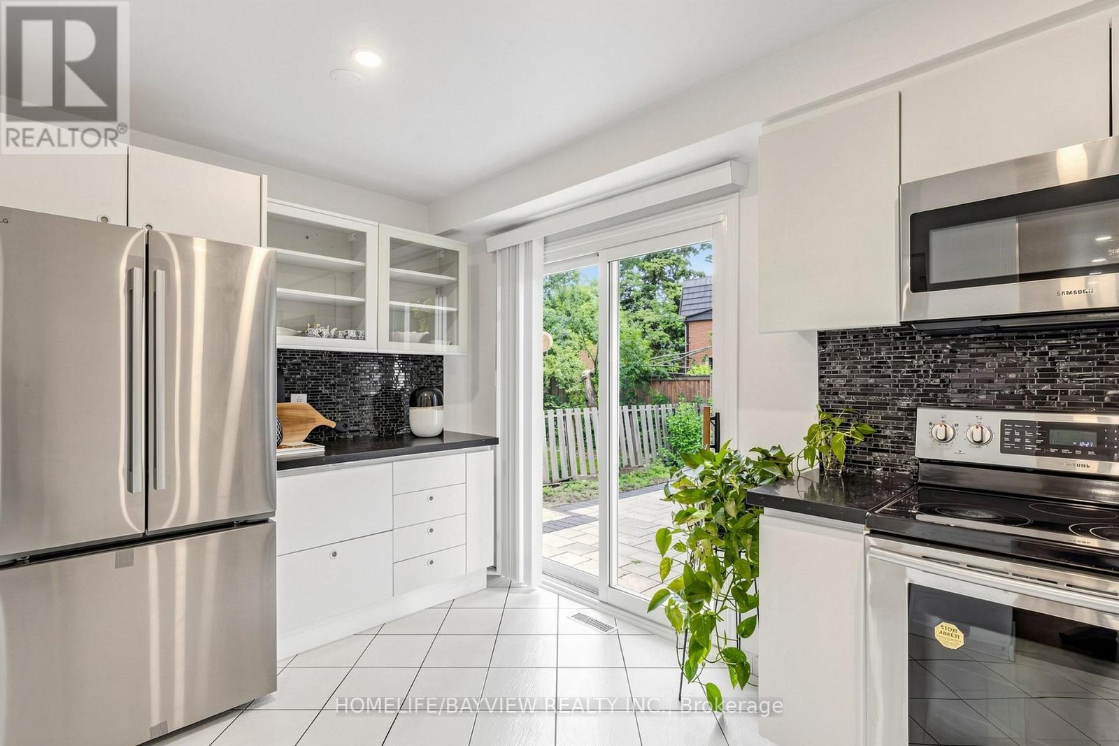 27 Bedle Avenue, Toronto, Ontario  M2H 1K7 - Photo 15 - C13471056