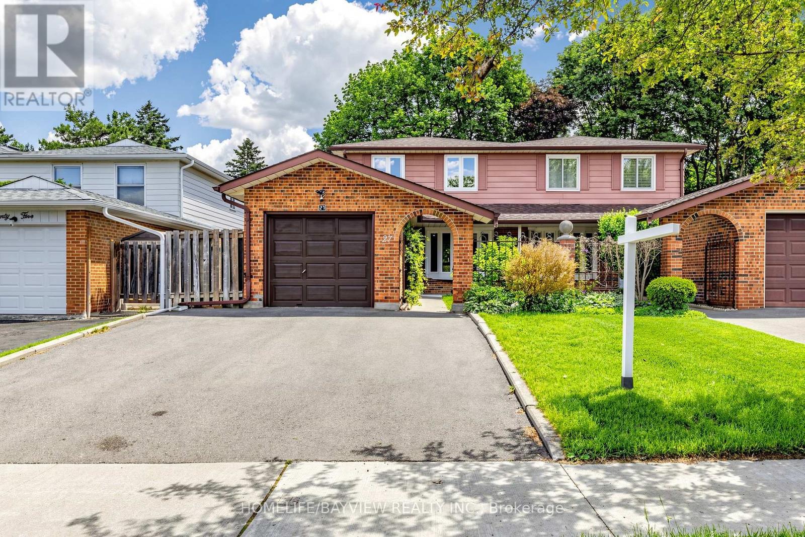 27 Bedle Avenue, Toronto, Ontario  M2H 1K7 - Photo 2 - C13471056