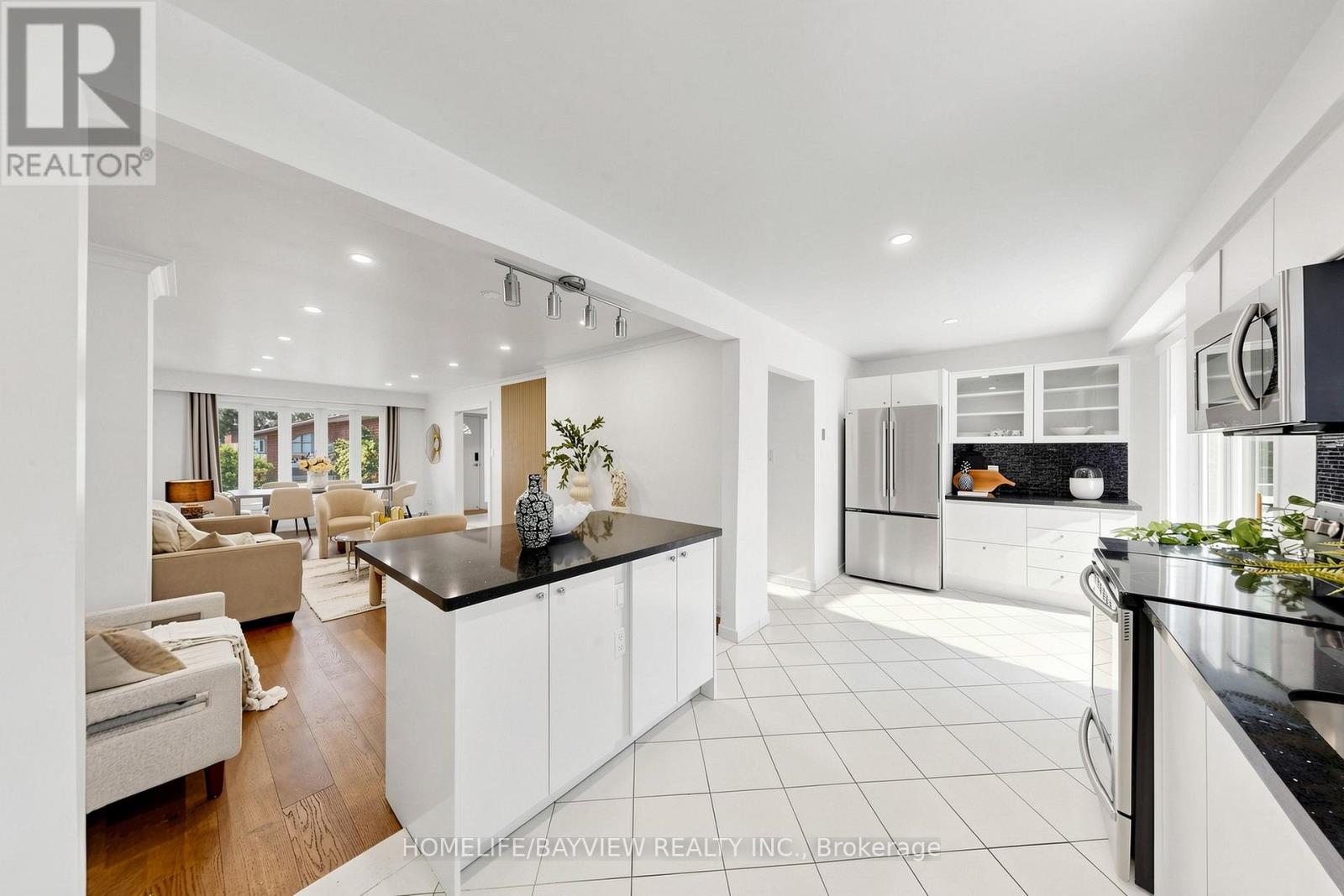 27 Bedle Avenue, Toronto, Ontario  M2H 1K7 - Photo 13 - C13471056