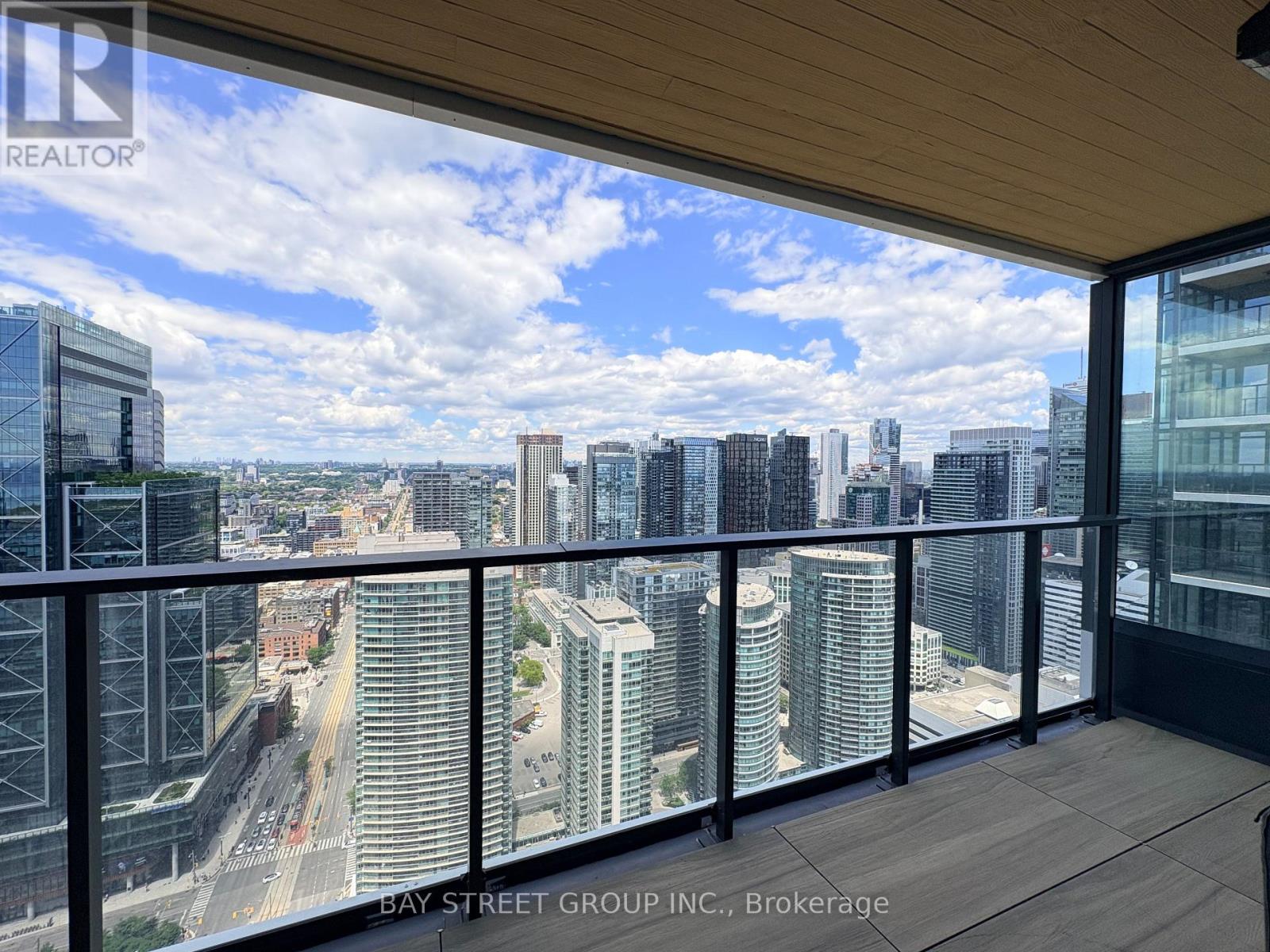 4905 - 3 Concord Cityplace Way, Toronto, Ontario  M5V 0X4 - Photo 27 - C13089726