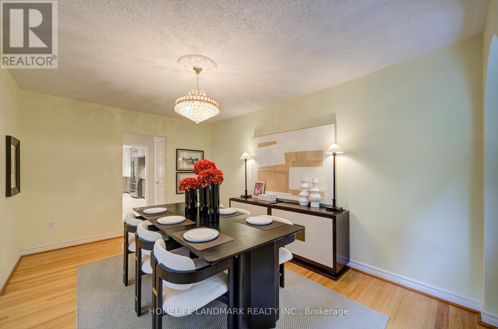 21 Colonnade Road, Toronto, Ontario  M2K 2L6 - Photo 11 - C13472718