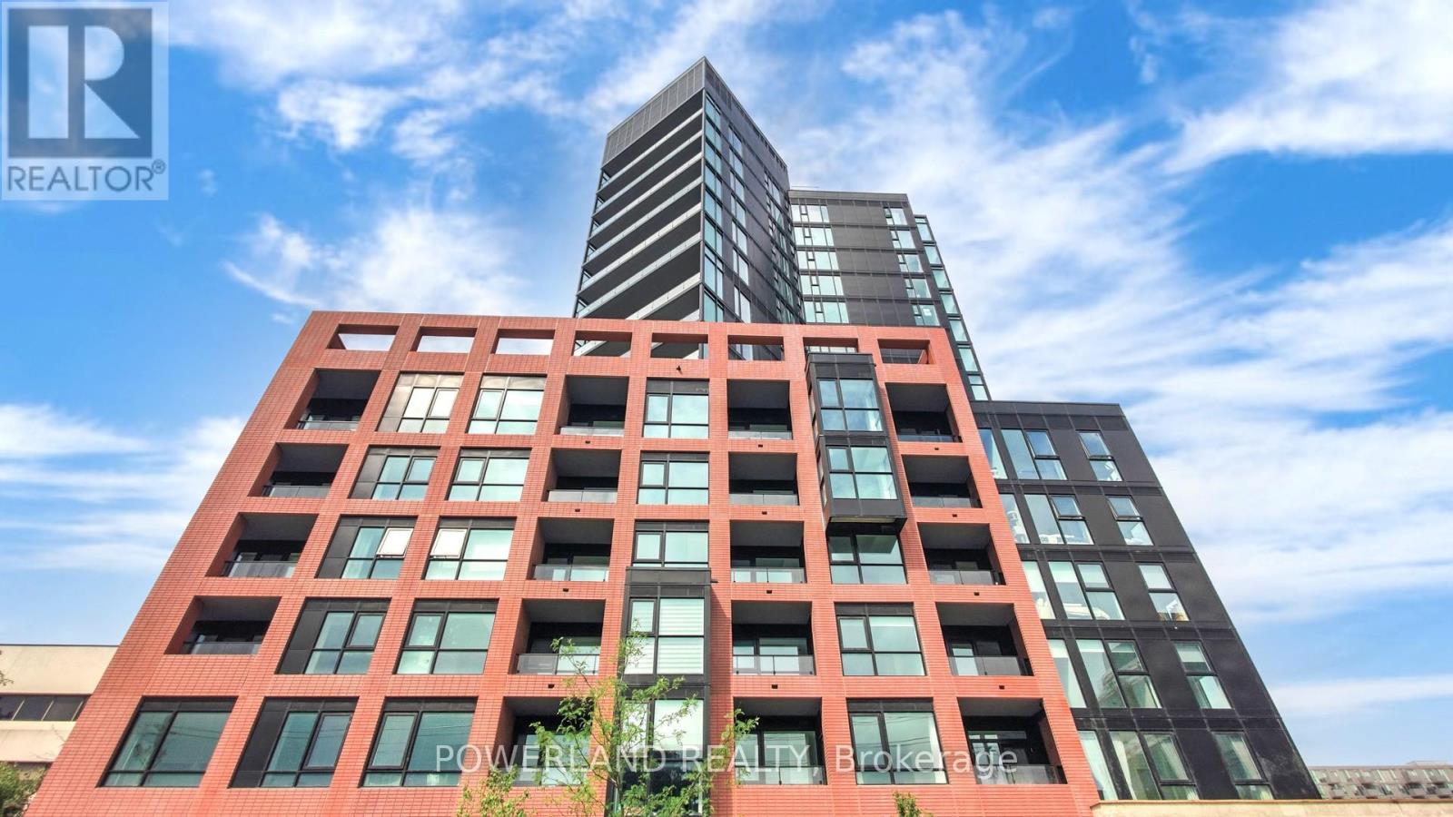 522 - 8 TIPPETT ROAD, Toronto, Ontario