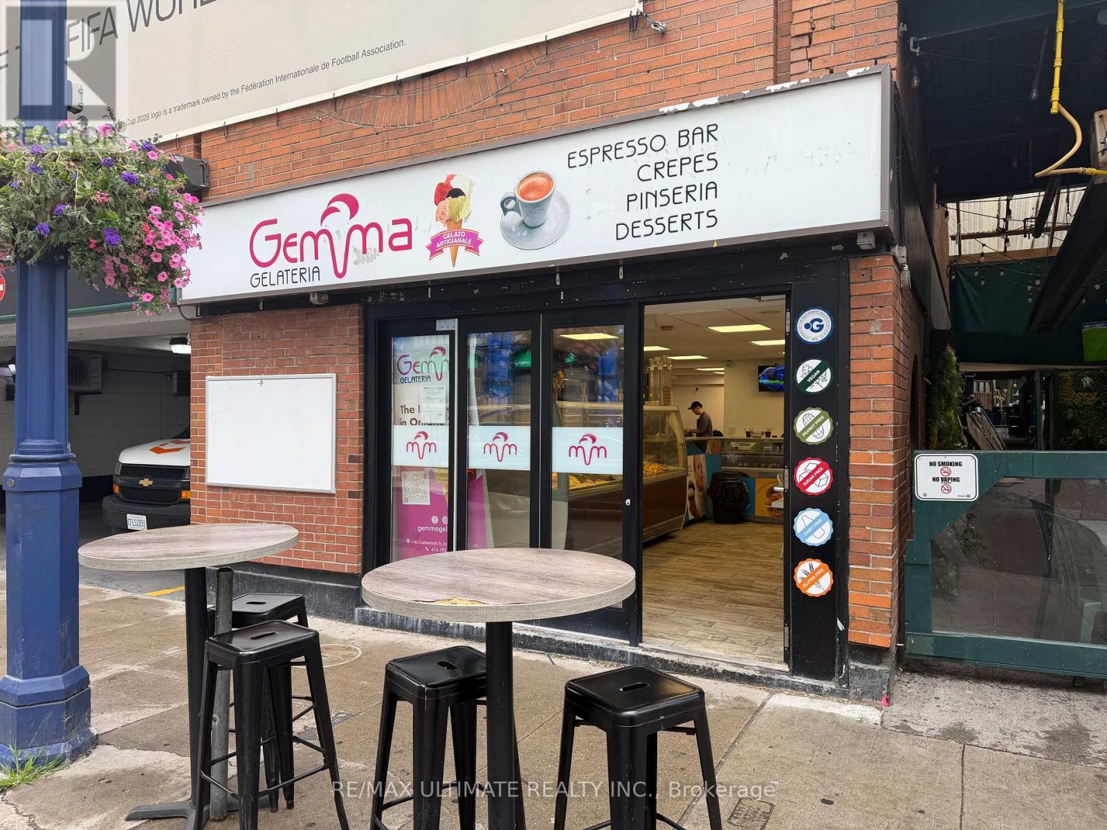 146 Cumberland Street, Toronto, Ontario  M5R 1A8 - Photo 1 - C13474750