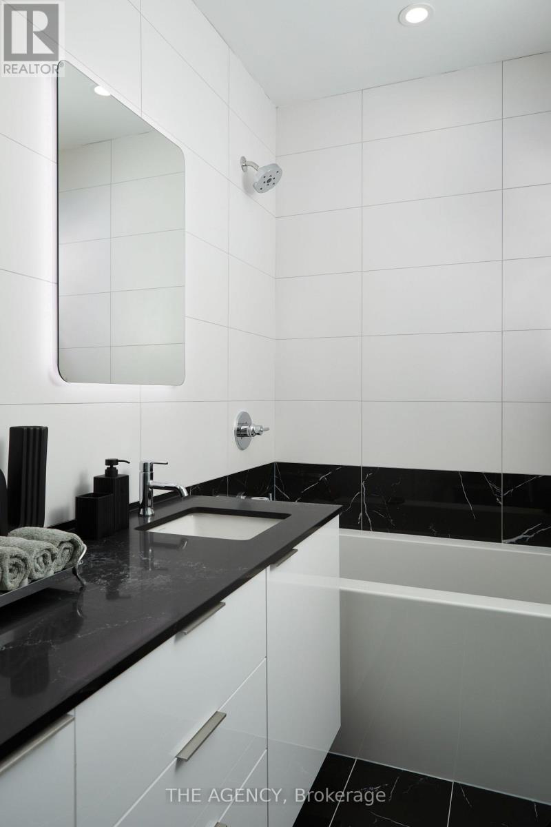 Ph-03 - 327 King Street, Toronto, Ontario  M5V 1J5 - Photo 20 - C13474498