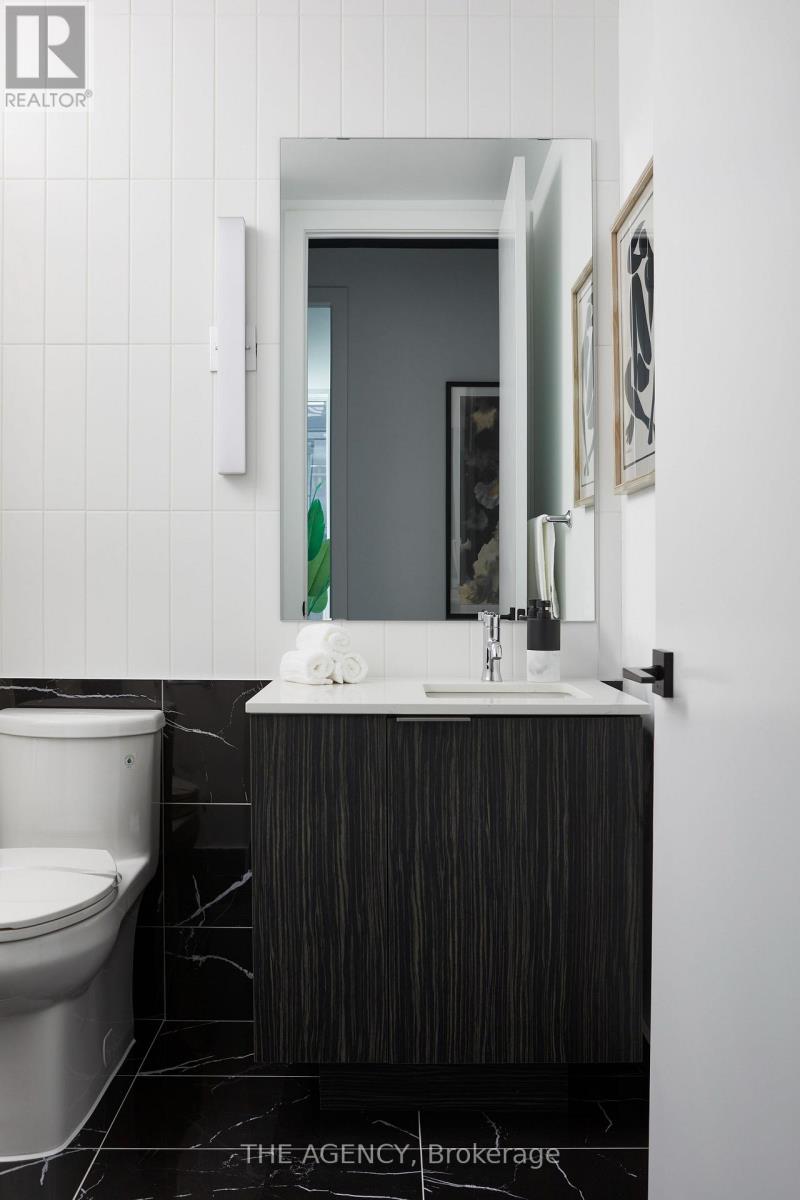 Ph-03 - 327 King Street, Toronto, Ontario  M5V 1J5 - Photo 11 - C13474498