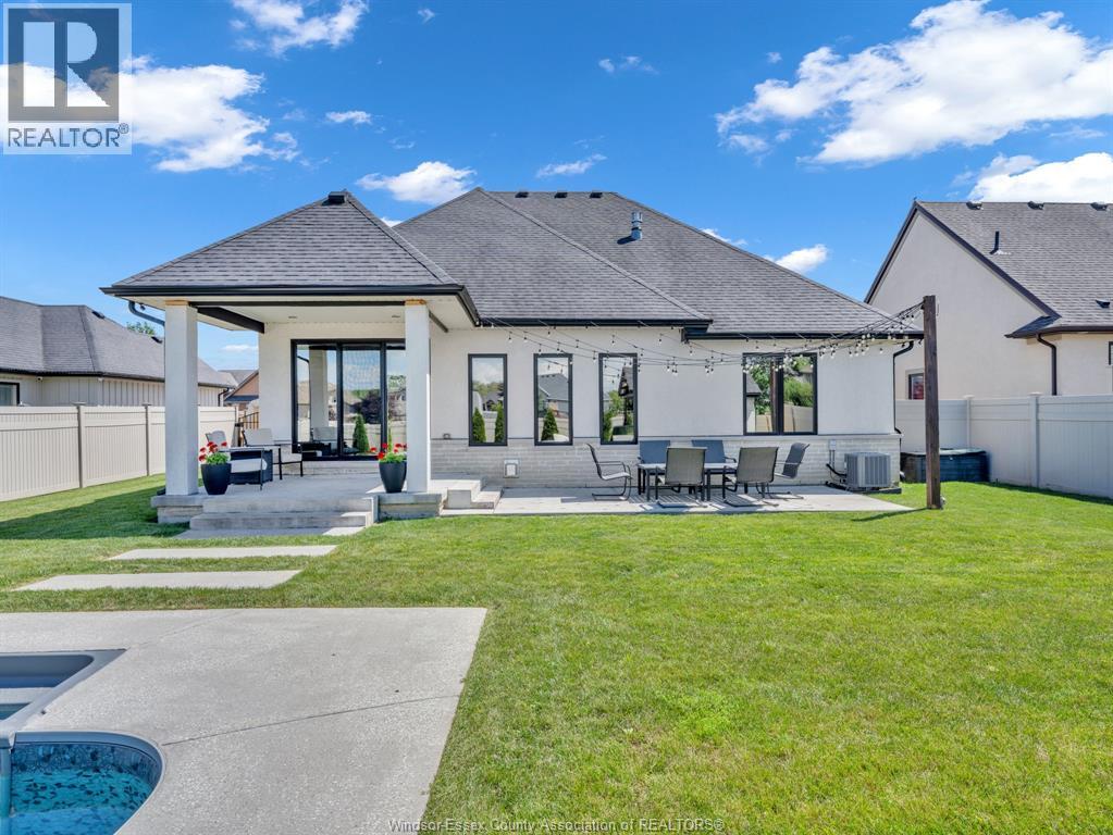 195 Francis Cres, Belle River, Ontario  N0R 1A0 - Photo 34 - 26014873
