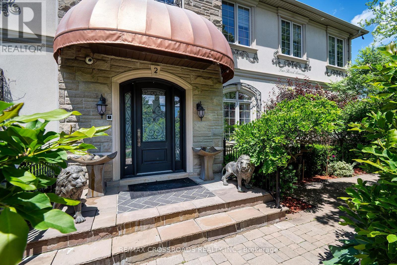 2 Bond Avenue, Toronto, Ontario  M3B 1L8 - Photo 10 - C13474582