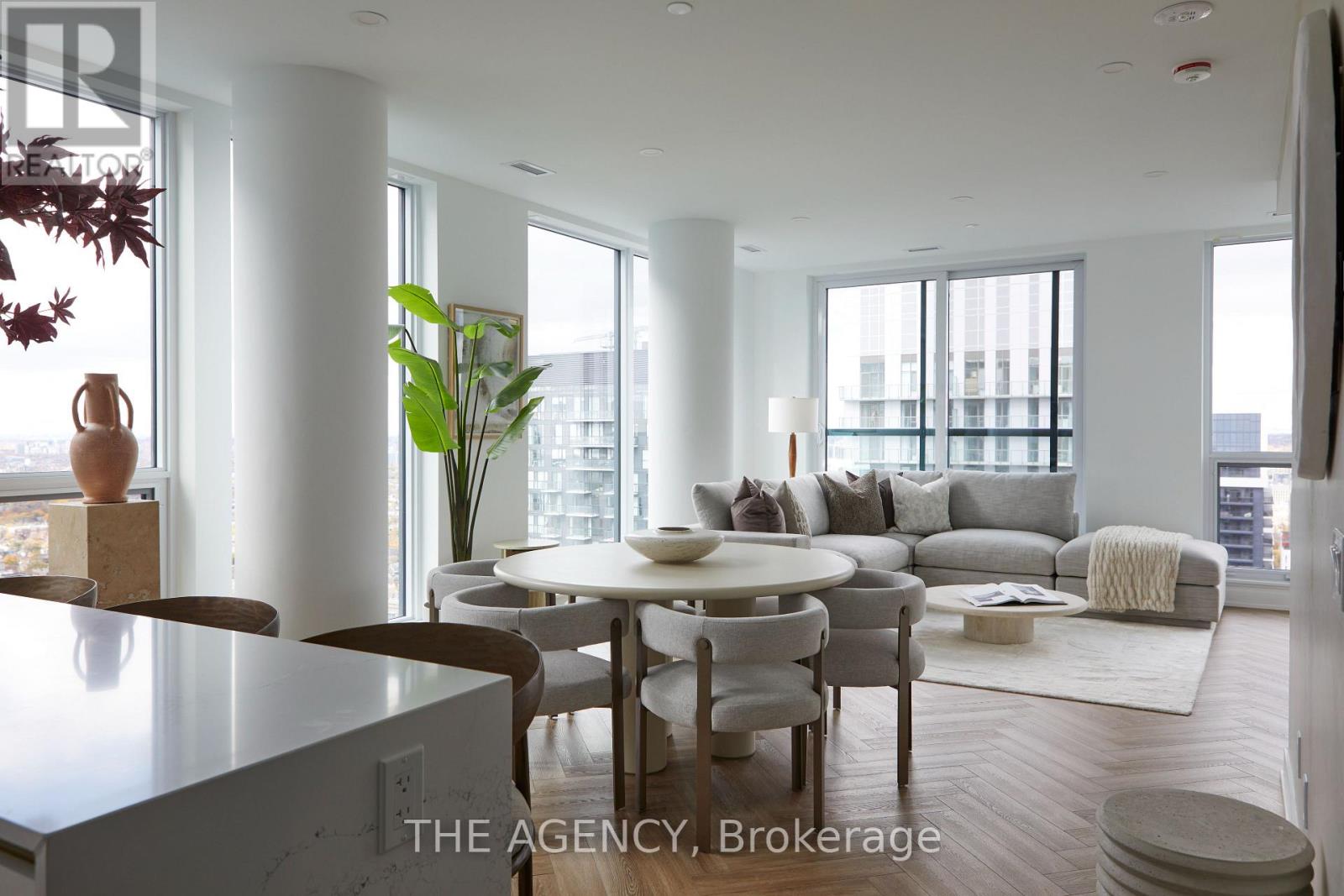 Ph-04 - 327 King Street, Toronto, Ontario  M5V 1J5 - Photo 2 - C13474618