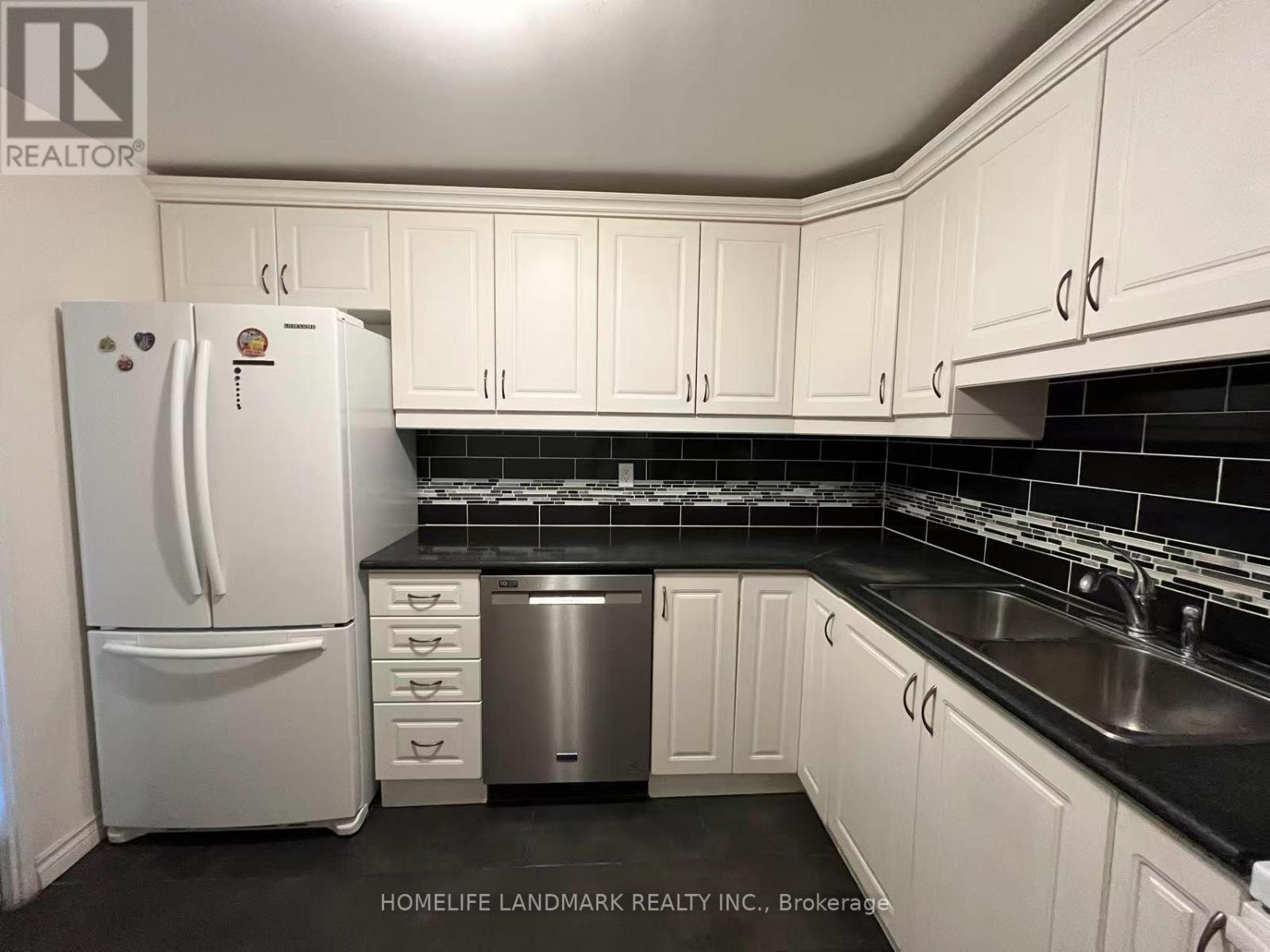 3405 - 3303 DON MILLS ROAD, Toronto, Ontario
