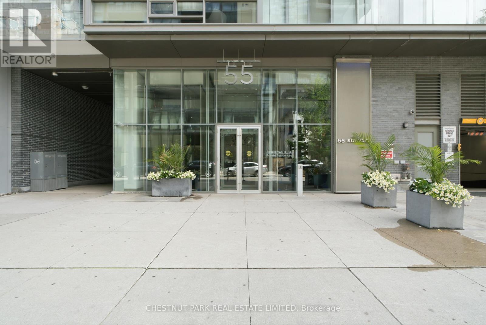 915 - 55 Stewart Street, Toronto, Ontario  M5V 2V1 - Photo 3 - C13475480