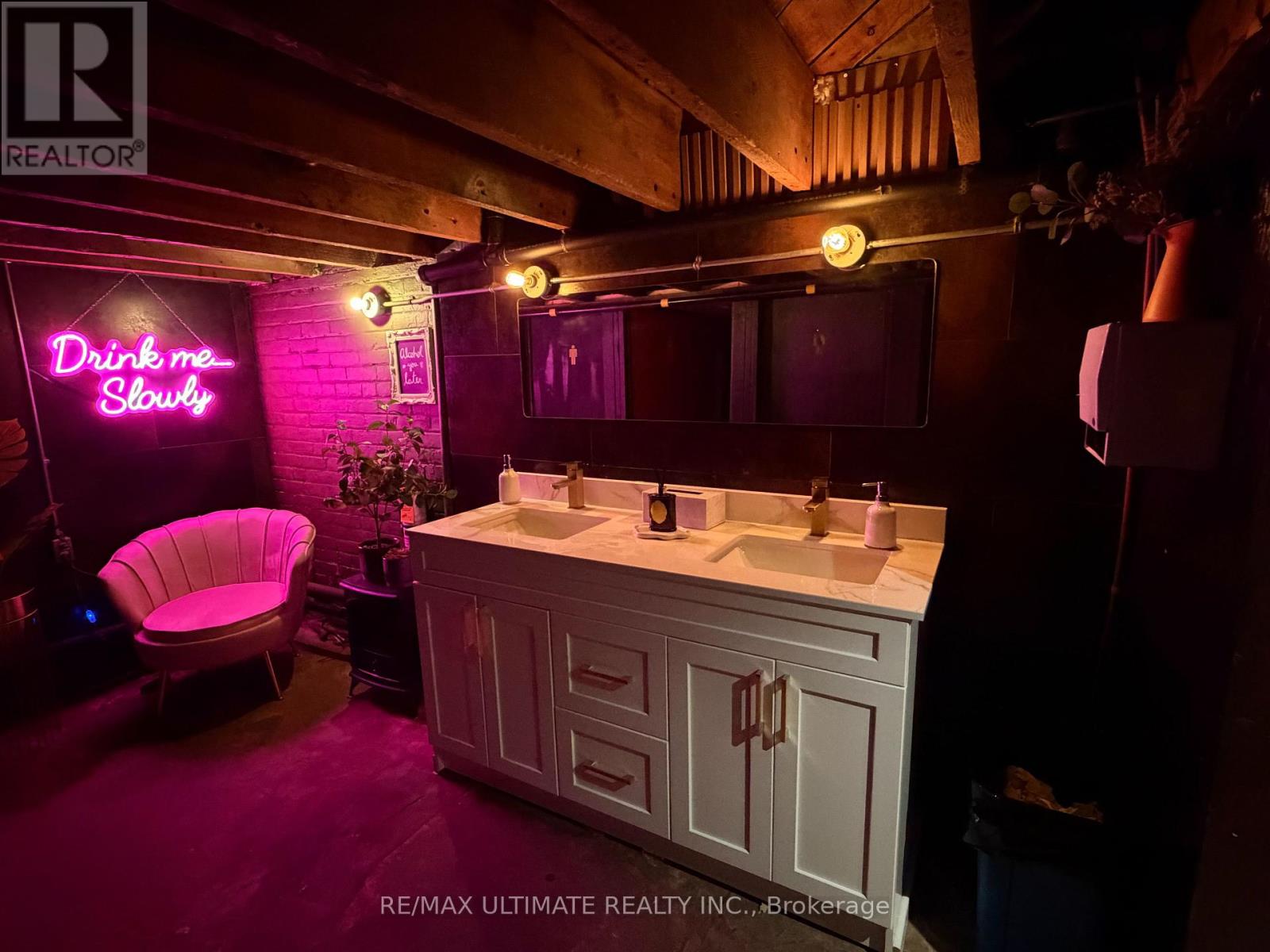 942 Queen Street W, Toronto, Ontario  M6J 1G8 - Photo 14 - C13476314